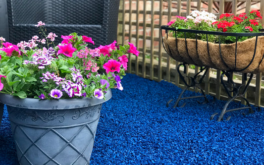 3 reasons to consider rubber chippings when landscaping your garden