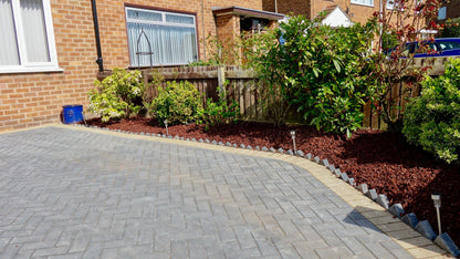 Landscape Rubber Chippings Terracotta - Safer Surfacing